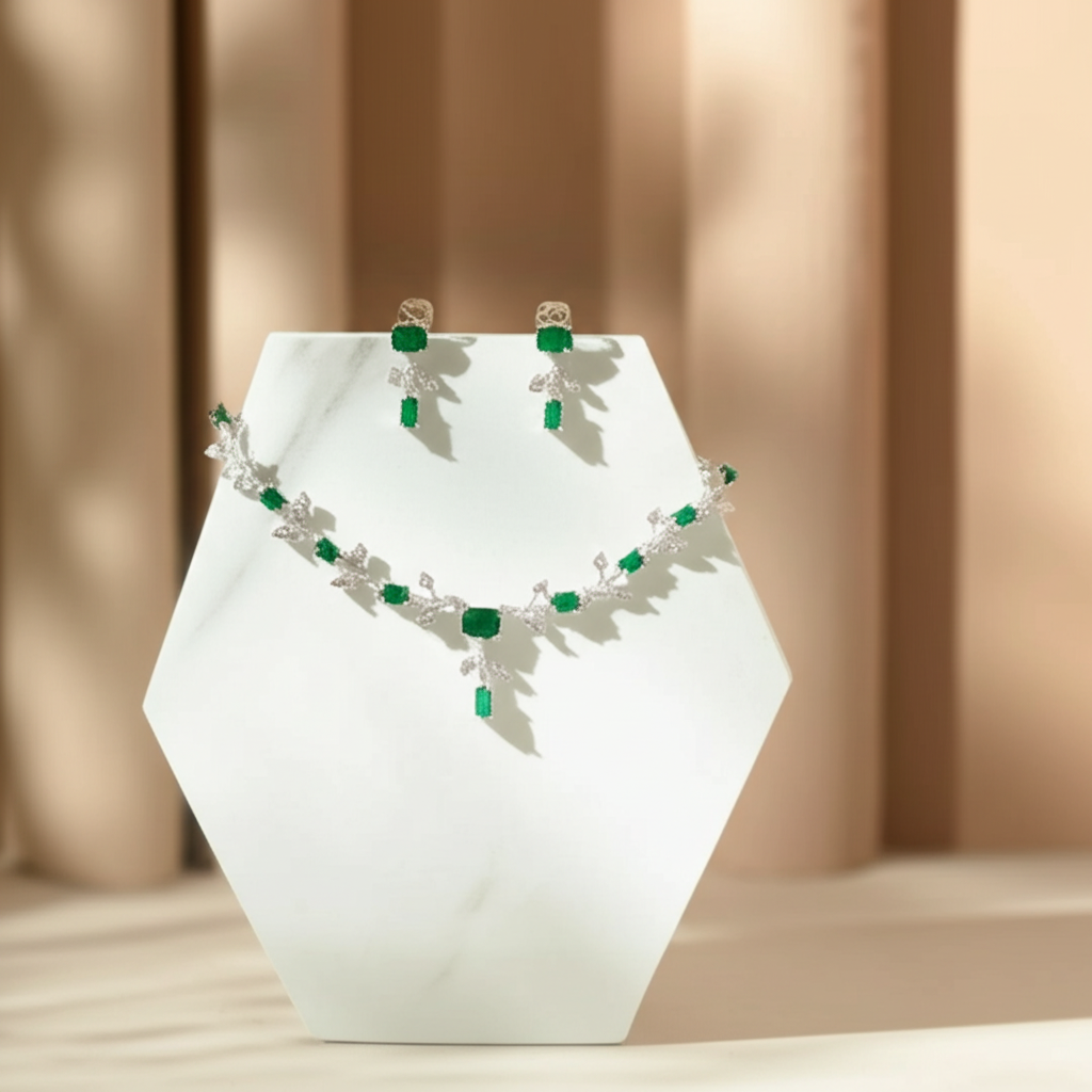Emerald green crystal necklace set - Necklace and earrings set - View 2