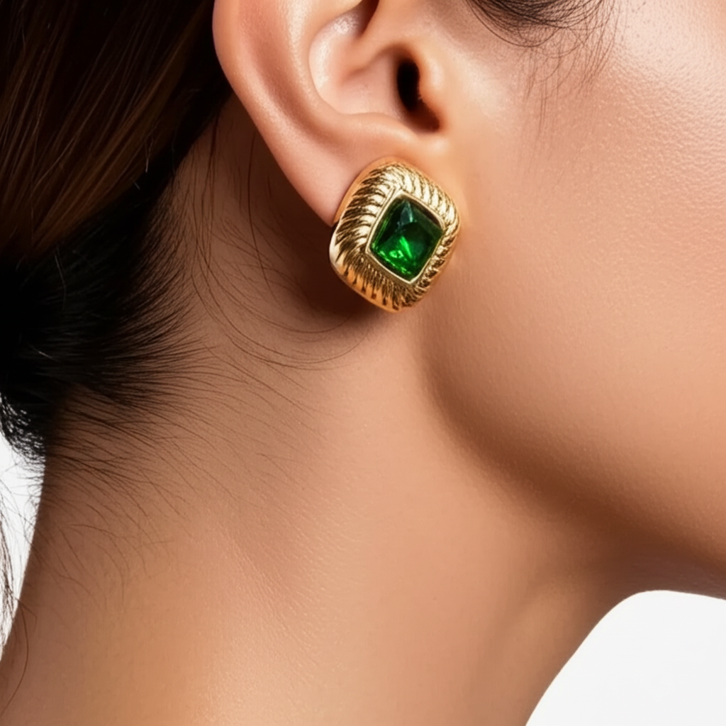Emerald green crystal studs - Earrings - View 1