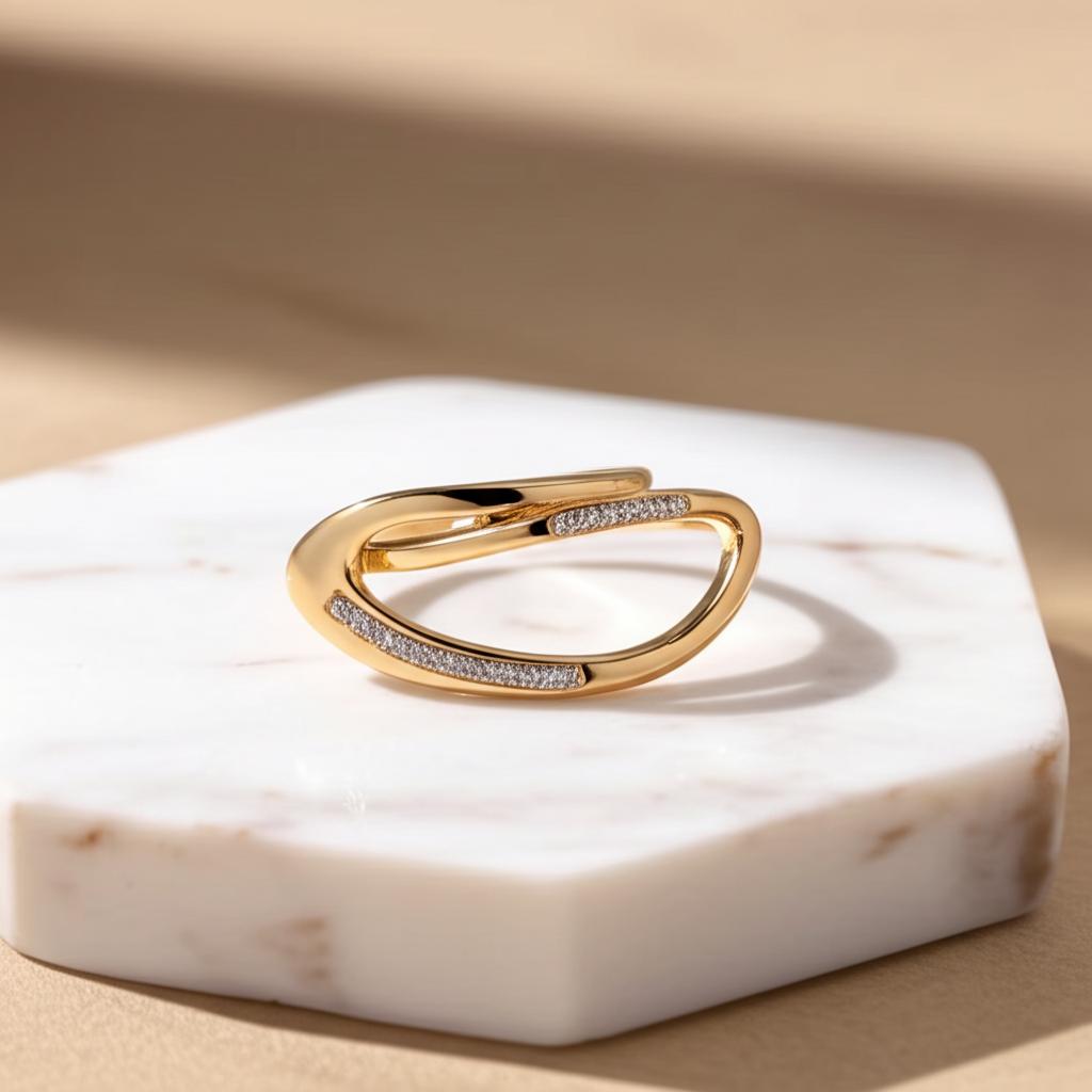 Bold statement ring - Rings - View 3