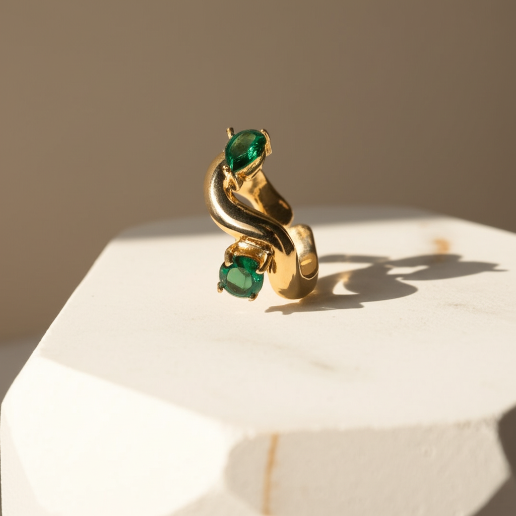 Alternate green crystal diamond ring - Rings - View 5