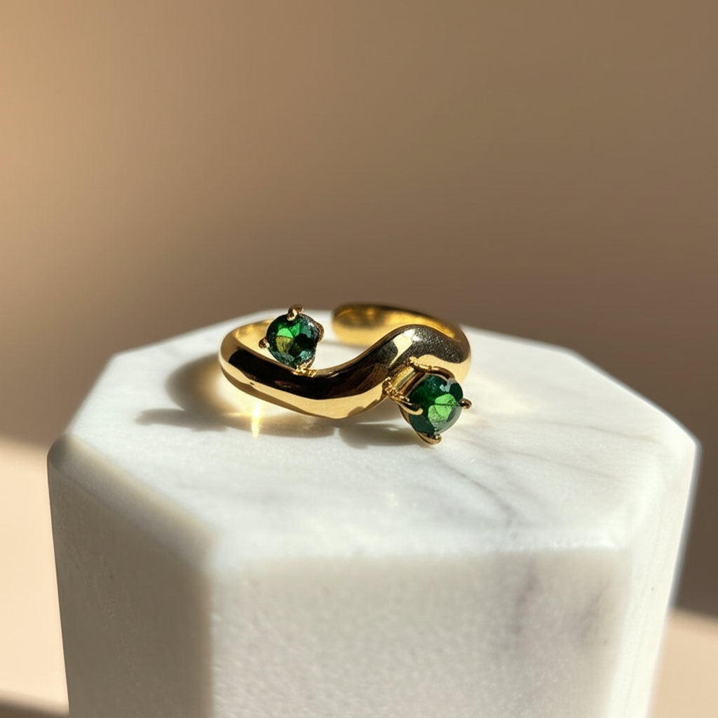 Alternate green crystal diamond ring - Rings - View 6