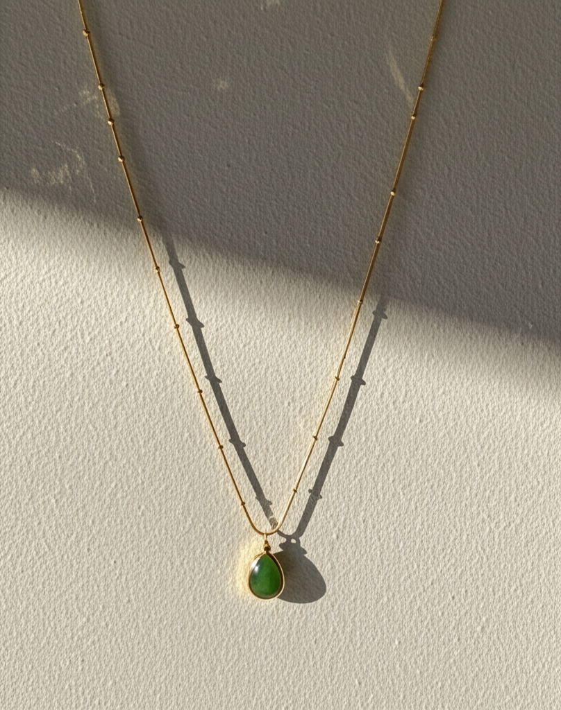 Dot chain with beautiful green teardrop pendant  - Necklaces - View 2